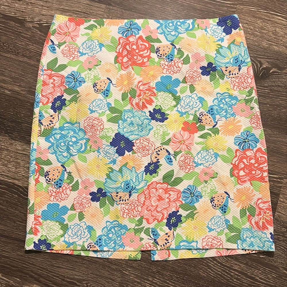 Floral quilted pencil skirt